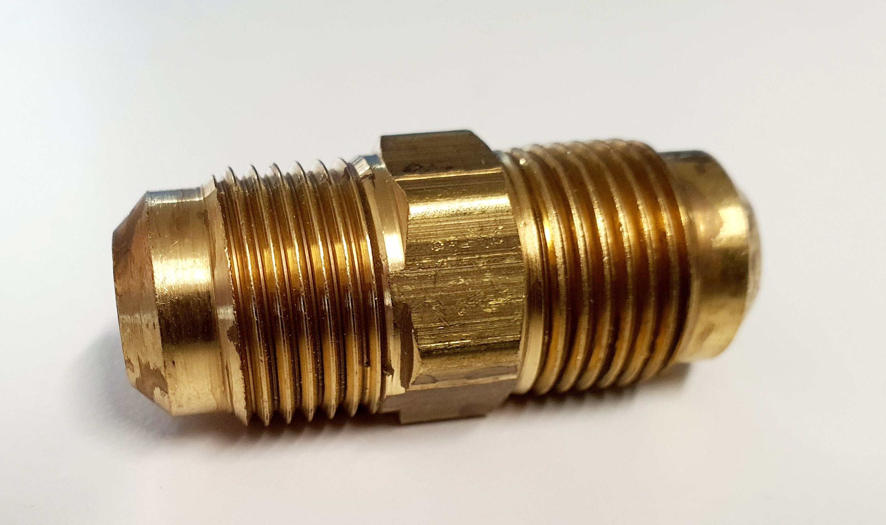3/8 MALE FLARE UNION
